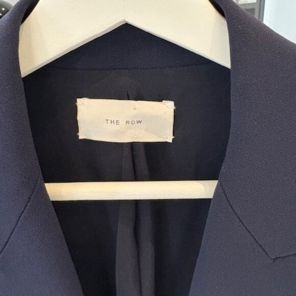 The Row Long Navy Blazer - size 6 - Picture 6 of 9